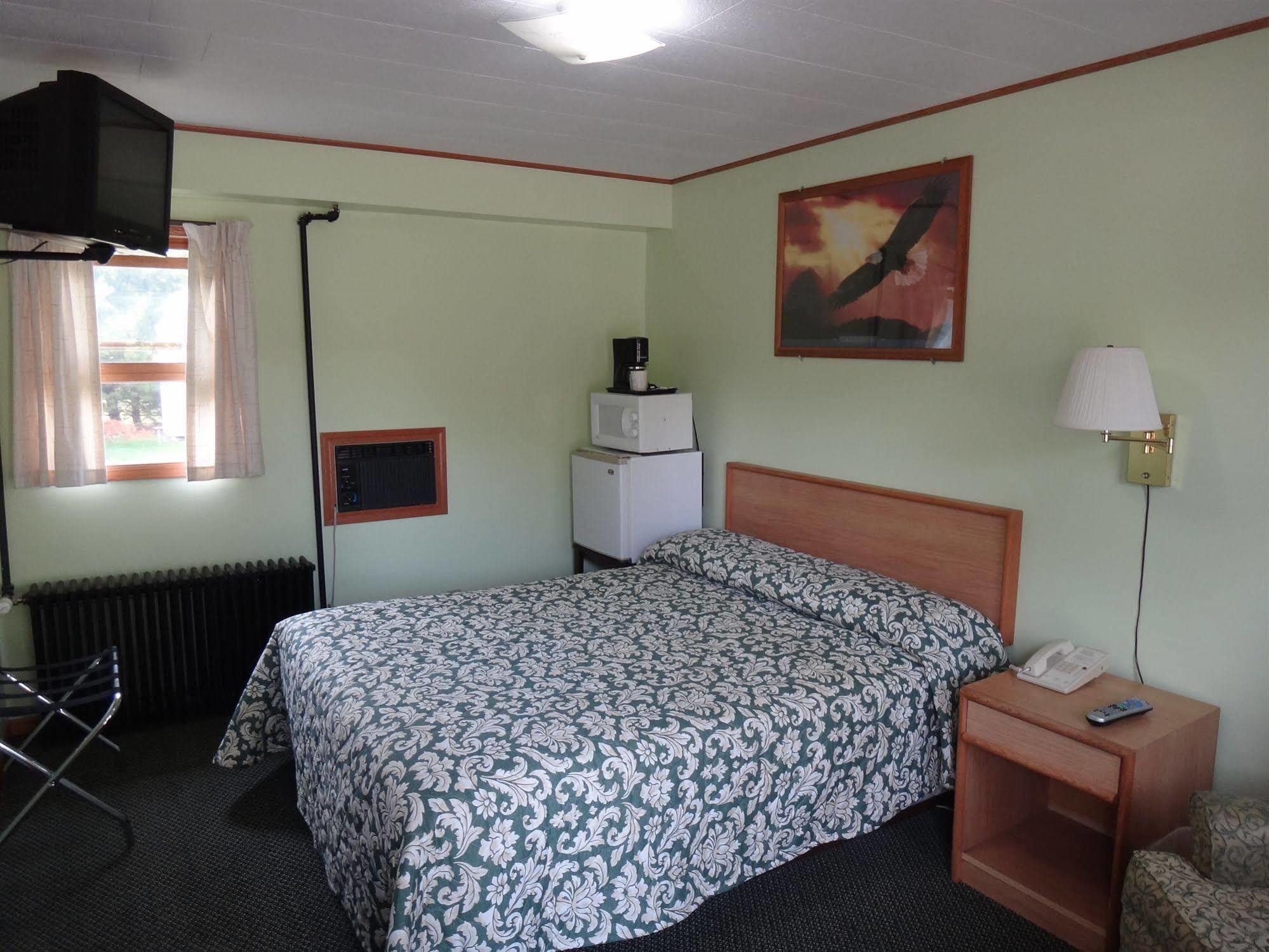 Motel Pine Ridge Dodgeville