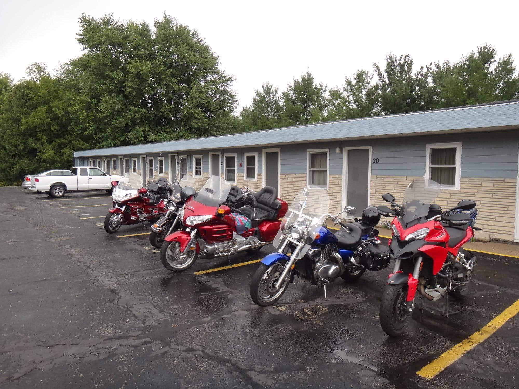 Motel Pine Ridge